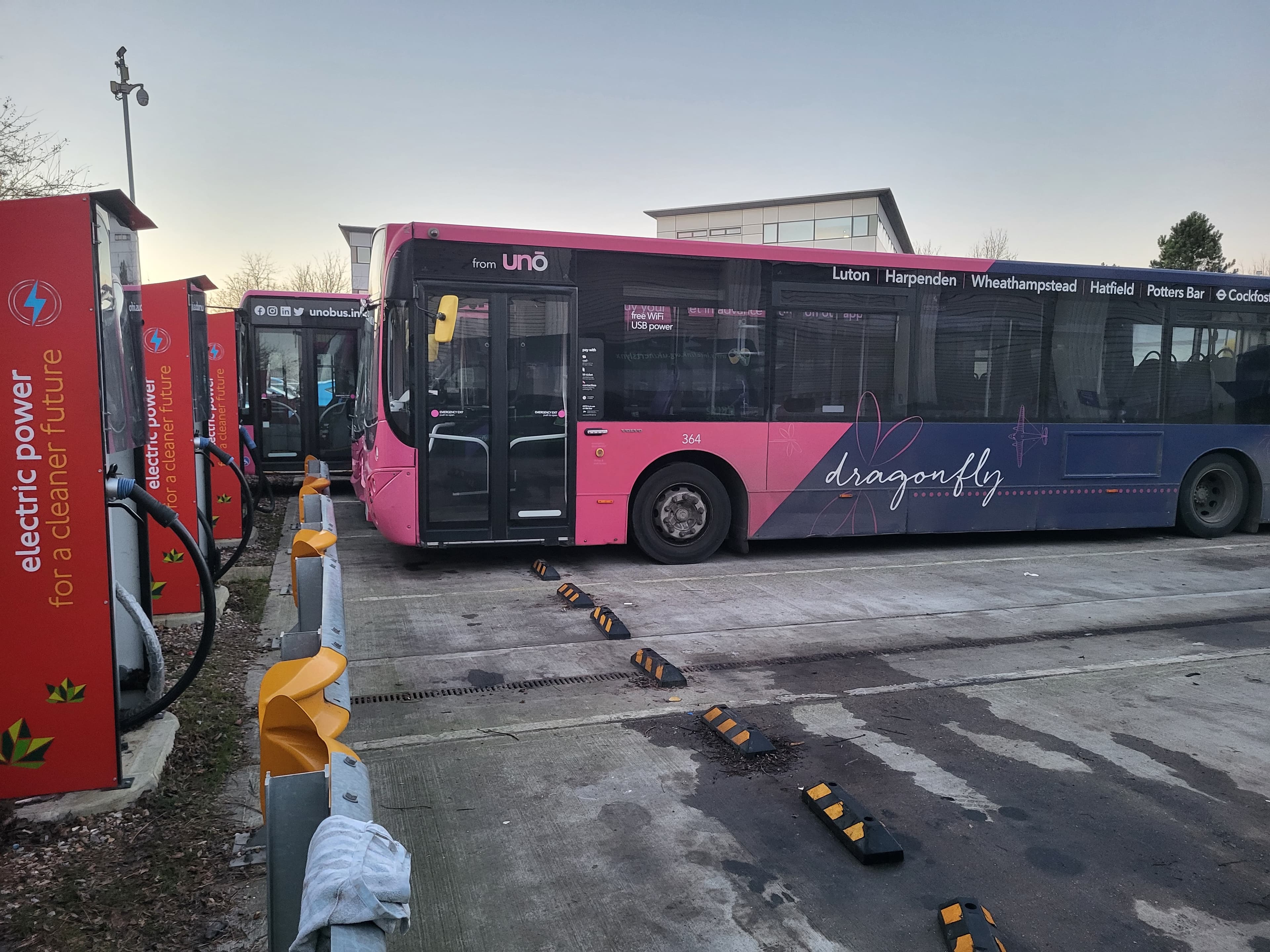 Uno Bus